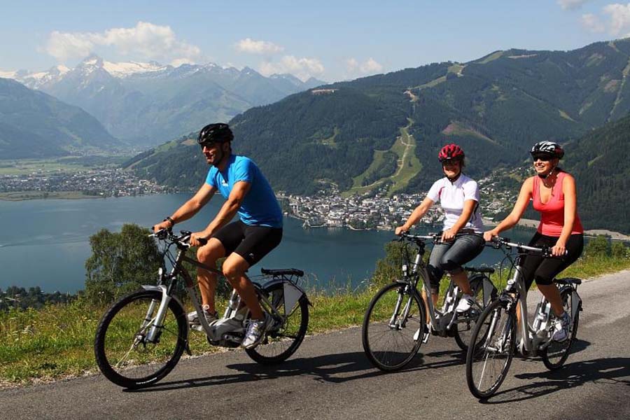 Cycling in Zell am See